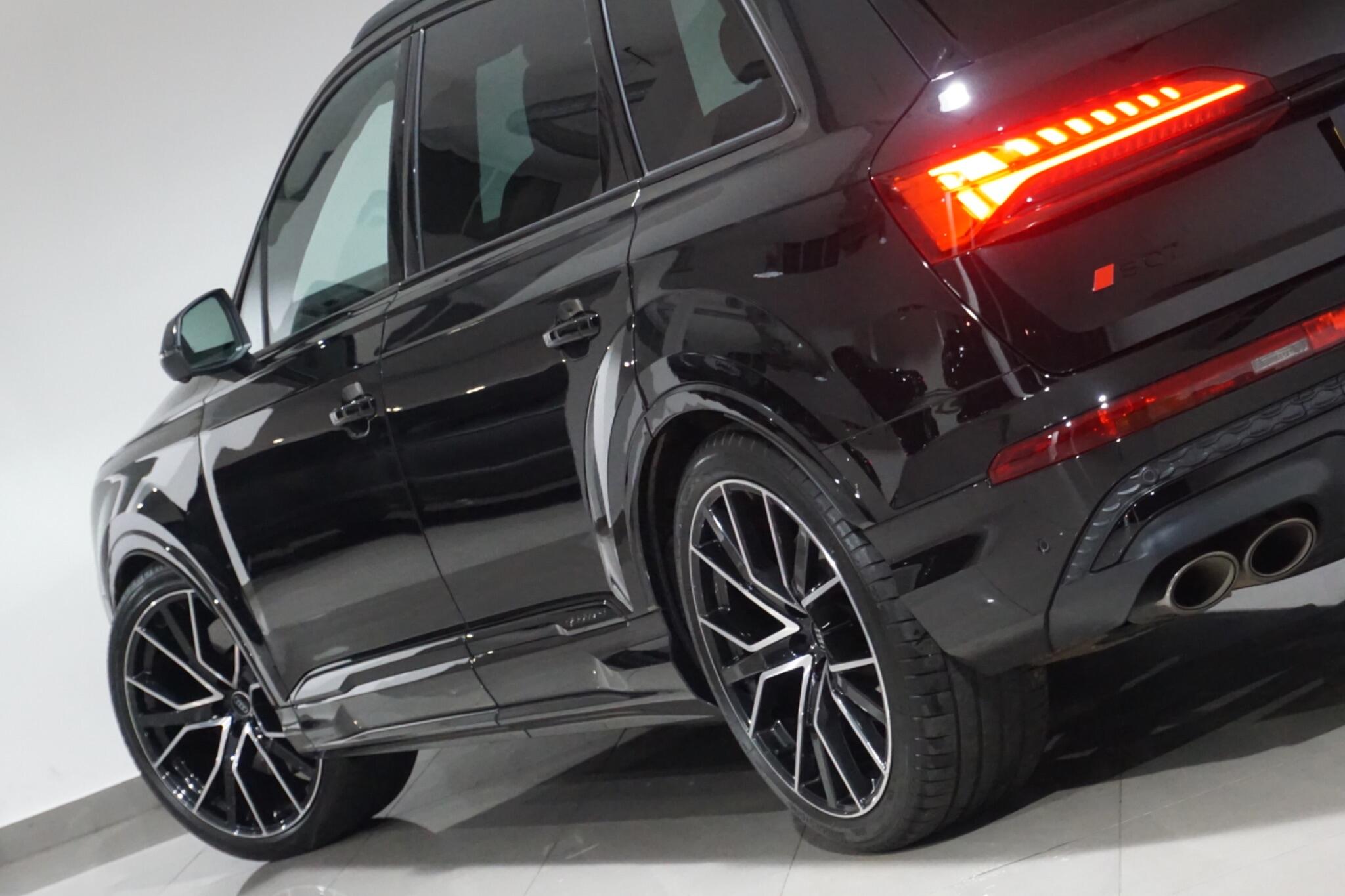 Audi SQ7 4.0 TFSI V8 Black Edition SUV 5dr Petrol Tiptronic quattro Euro 6 (s/s) (507 ps)